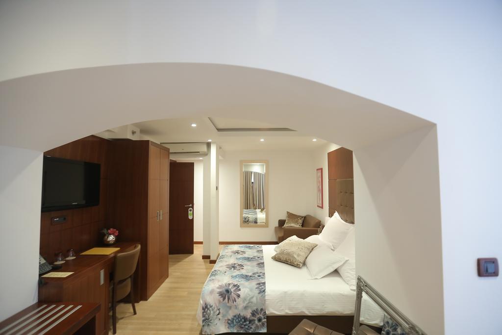 Boutique Hotel Mauro Пореч Екстер'єр фото